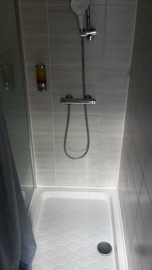 קולומייר Chambre 1 Personne Et Studio 1 Personne Avec Entree Libre Et Salle De Bain Privee מראה חיצוני תמונה