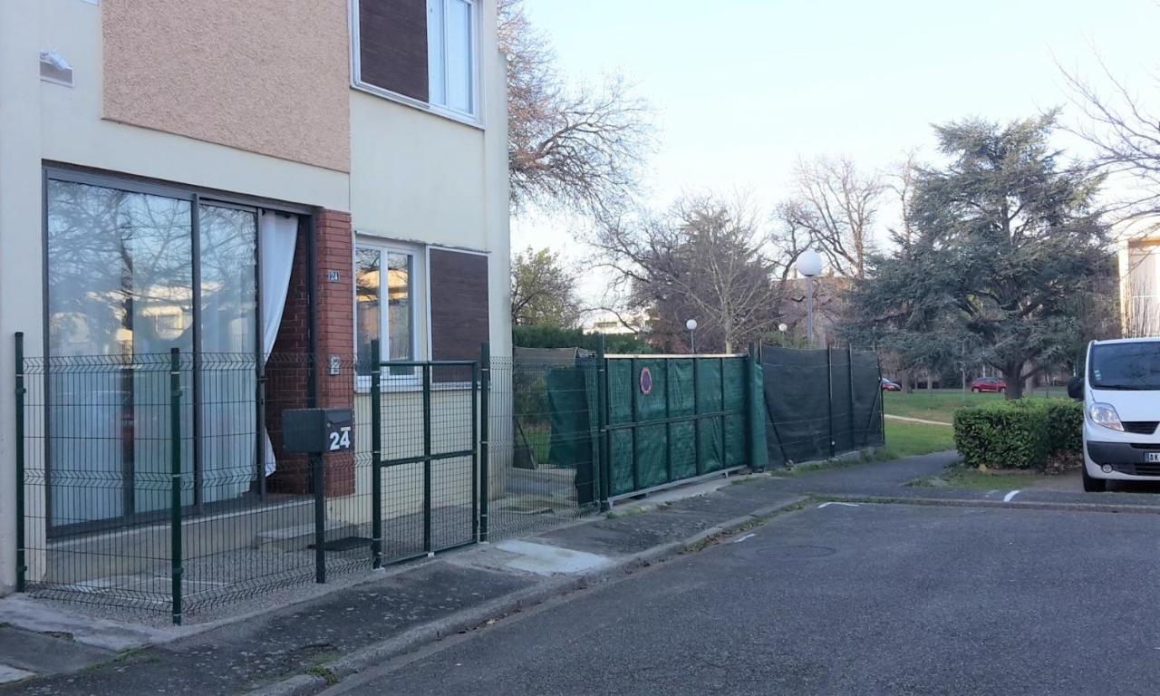 קולומייר Chambre 1 Personne Et Studio 1 Personne Avec Entree Libre Et Salle De Bain Privee מראה חיצוני תמונה